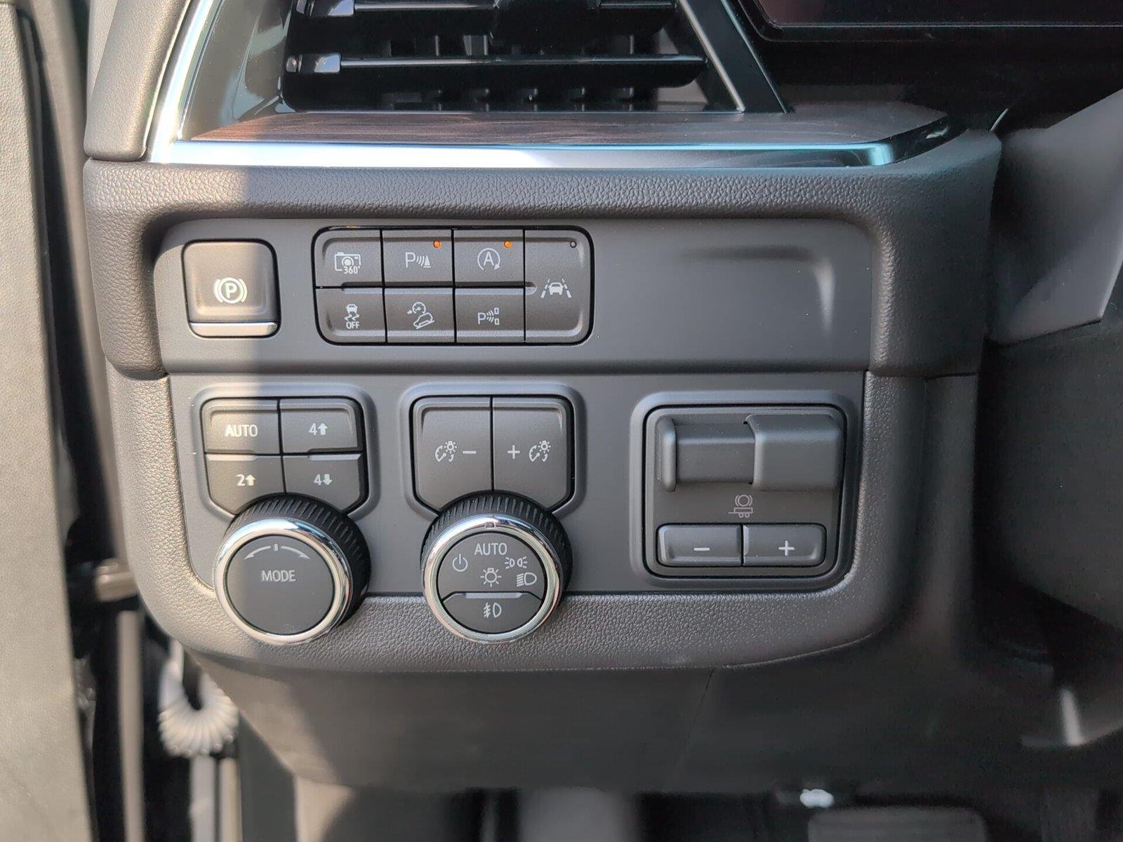 2026 Chevrolet Tahoe Z71 - Photo 26
