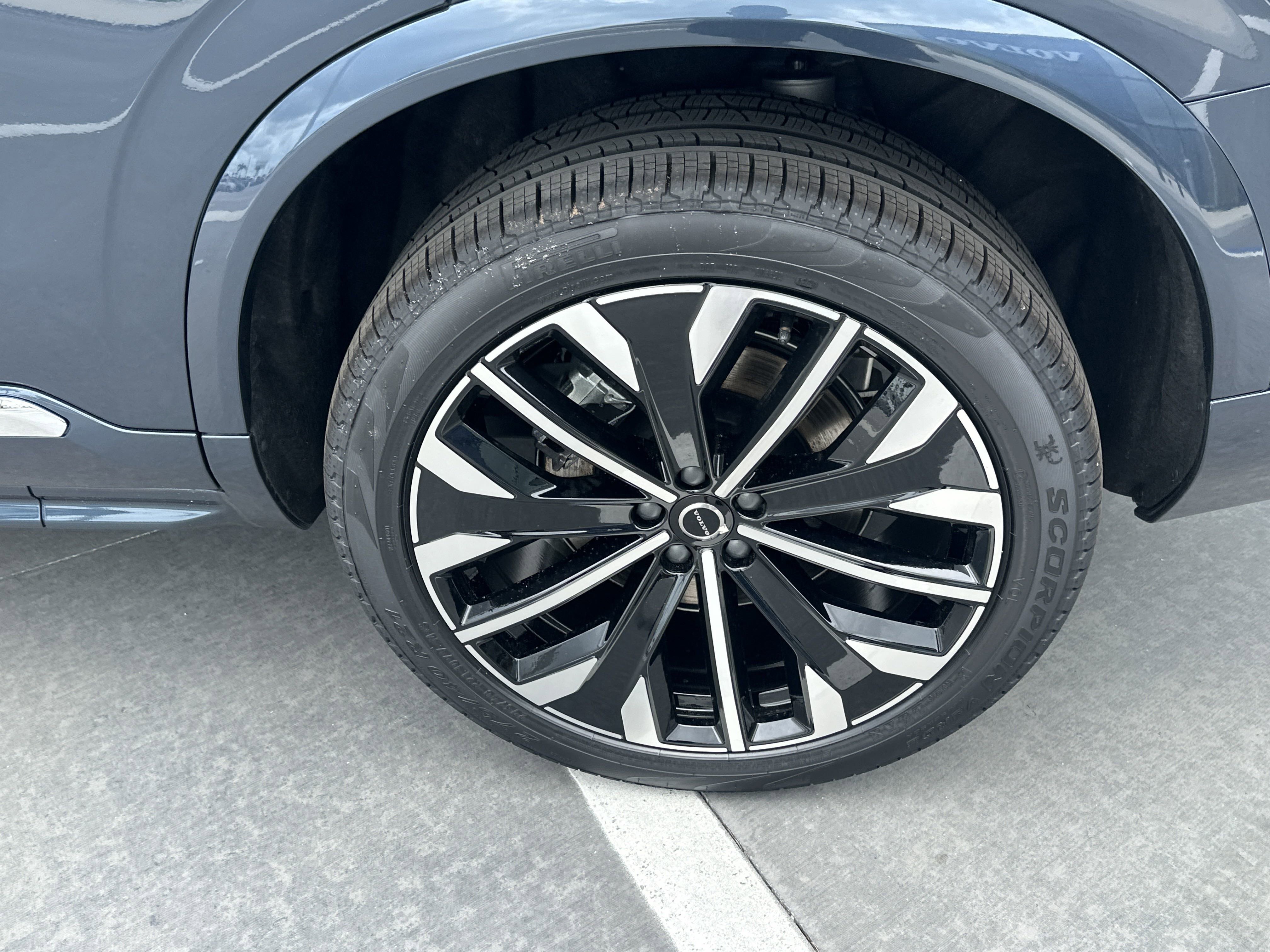 New 2026 Denim Blue Volvo Ultra image 10