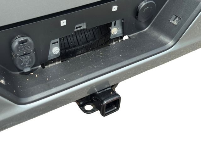 Used 2023 Gray Chevrolet Custom image 12