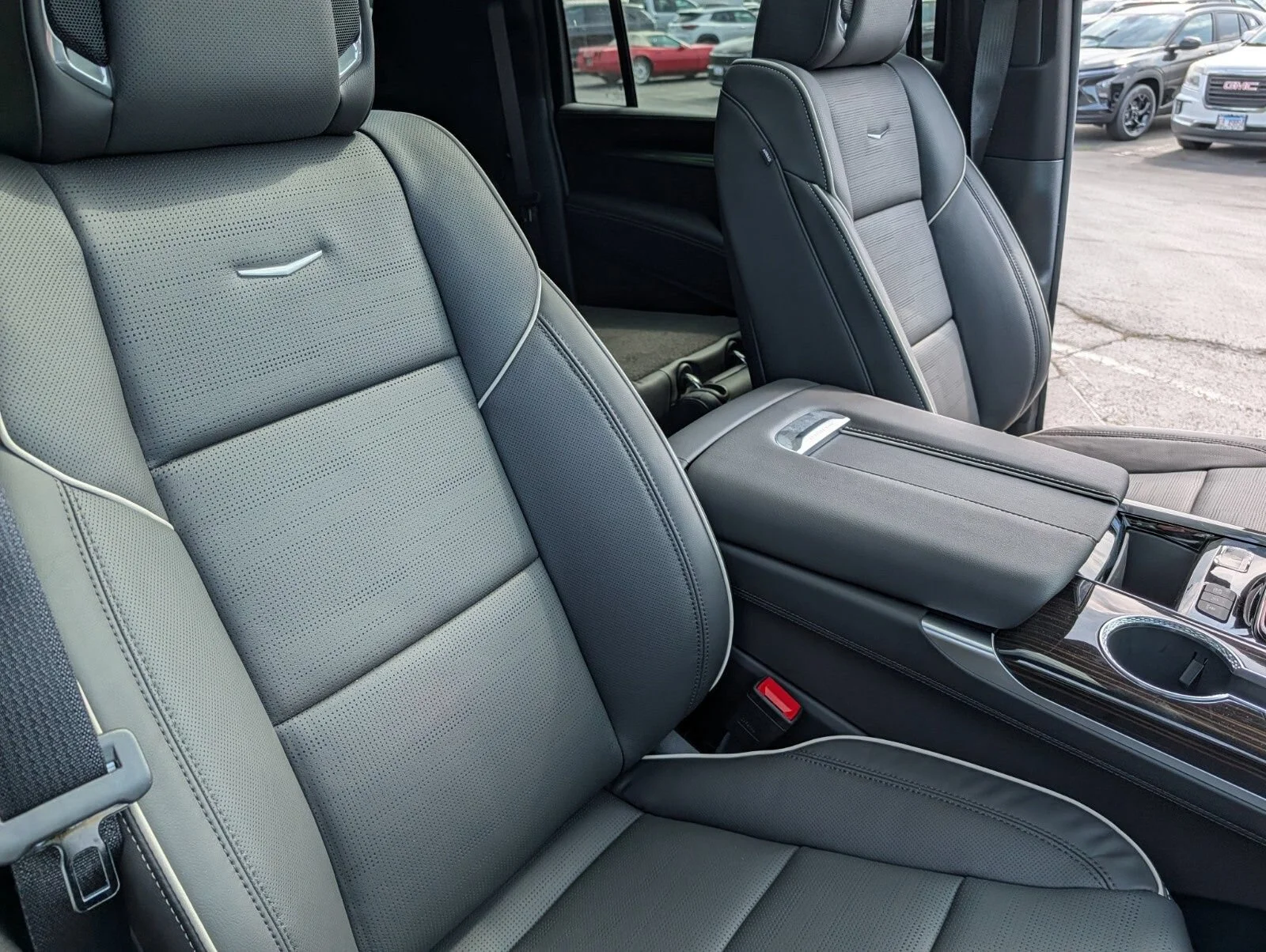 New 2026 Black Raven Cadillac Luxury image 32