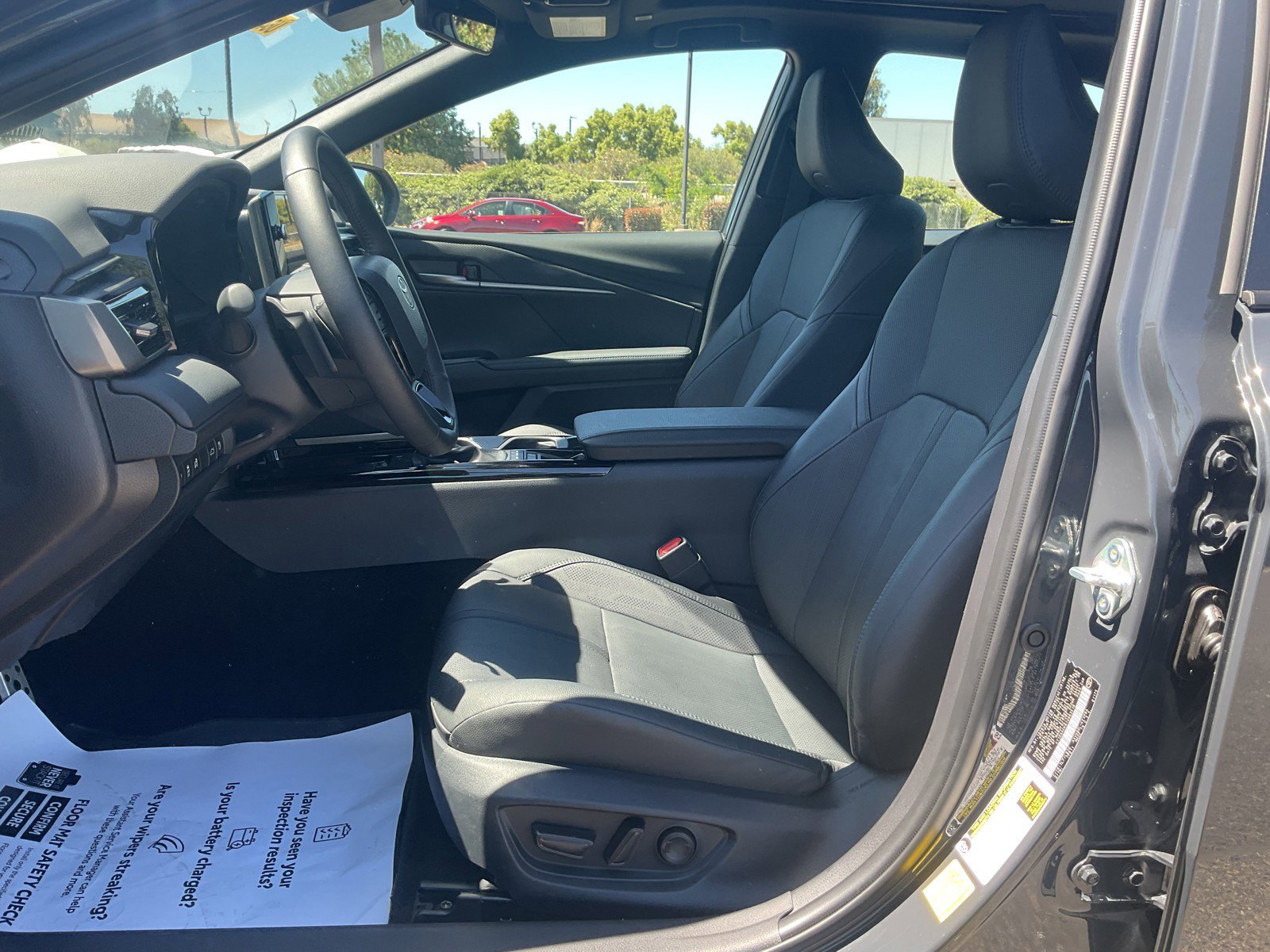 2026 Toyota Camry XSE - Photo 12