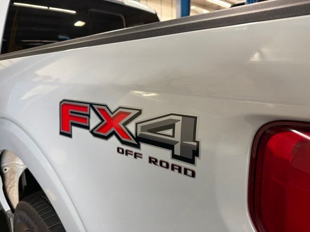 Used 2022 White Ford Lariat image 11