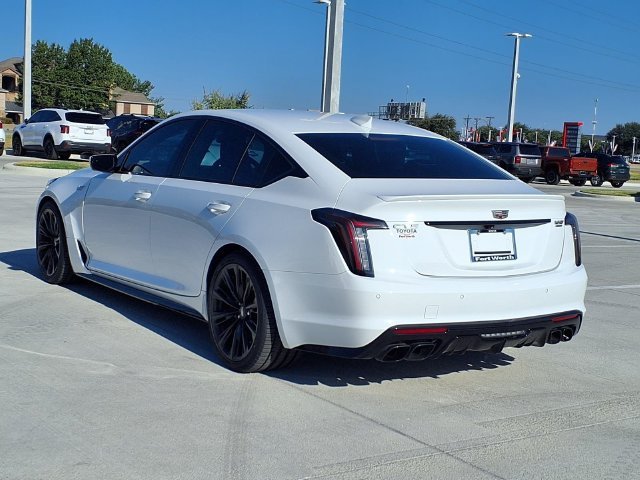 Used 2024 White Cadillac V-Series image 5