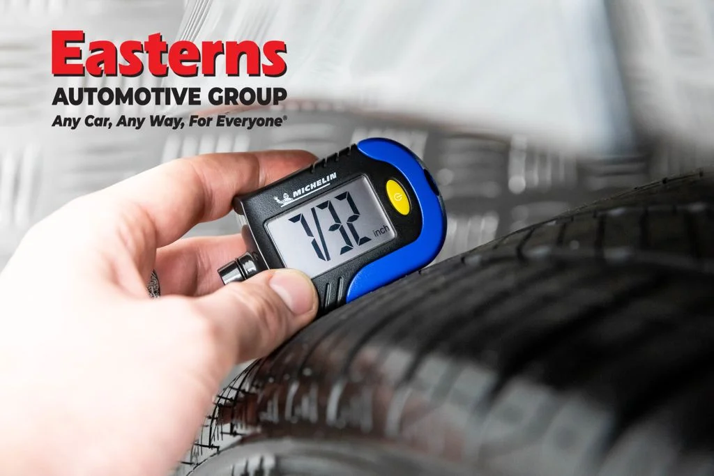 Used 2023 Gray Nissan 2.0 SR image 28