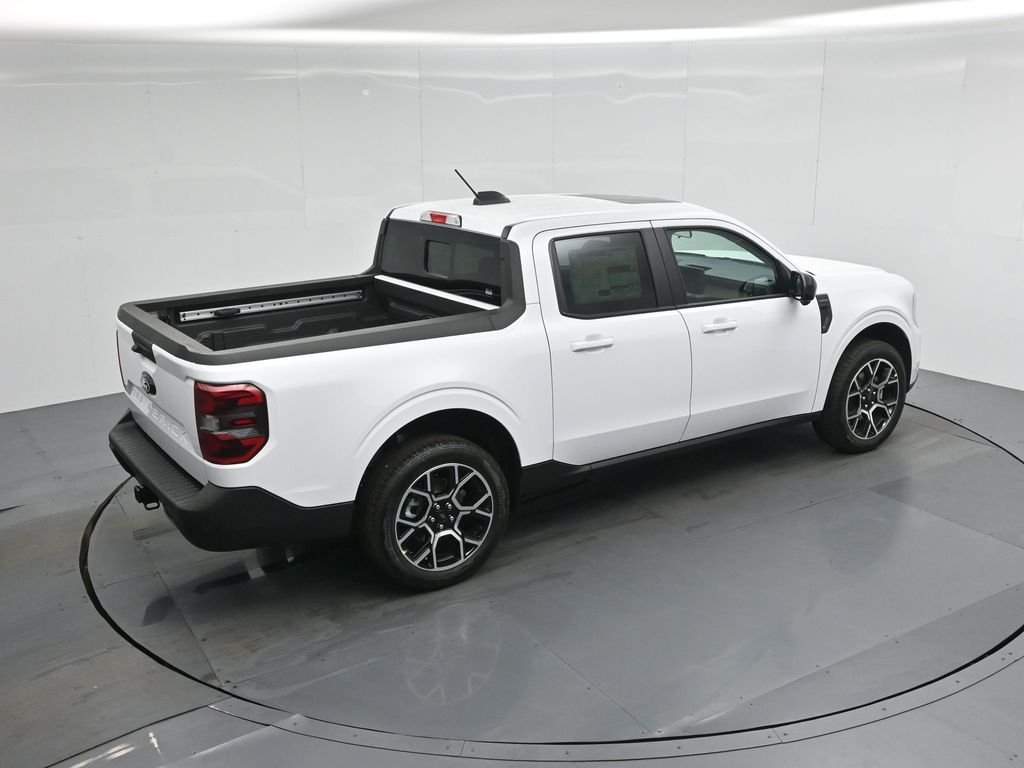 New 2026 Oxford White Ford Lariat image 42