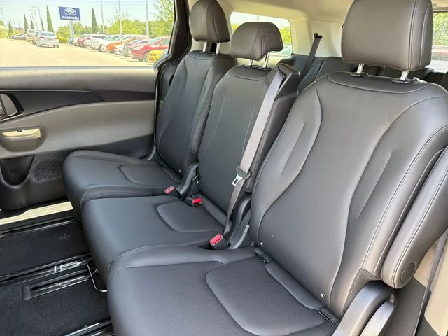 New 2026 Snow White Pearl Kia LXS image 19