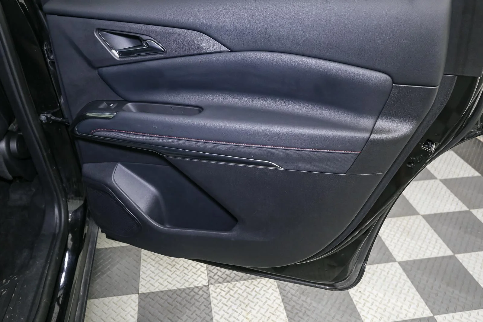 Used 2024 Mosaic Black Metallic Chevrolet AWD Z71 image 23
