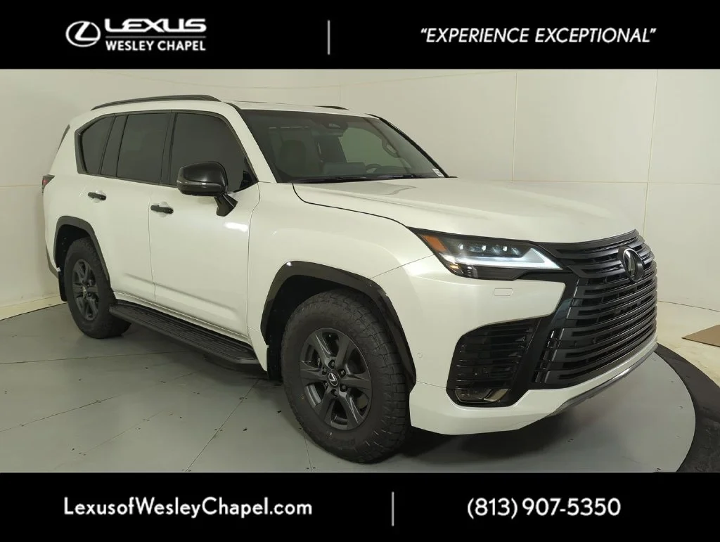 2025 Lexus LX Overtrail