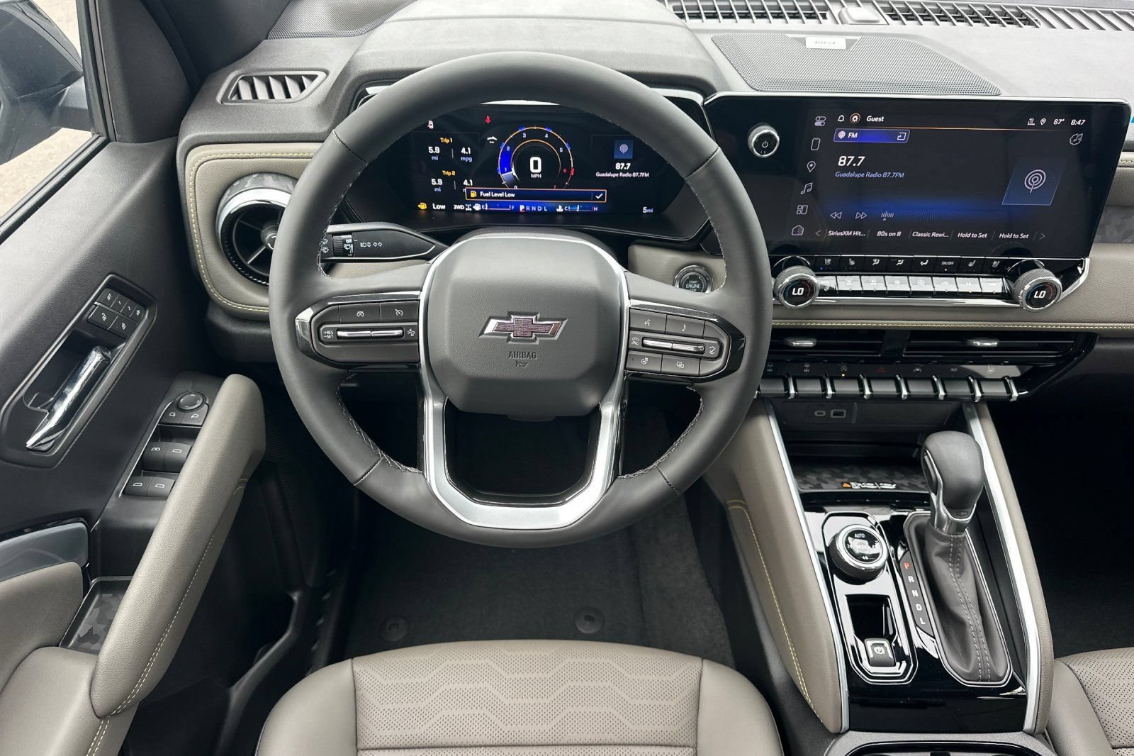2026 Chevrolet Colorado ZR2 - Photo 14