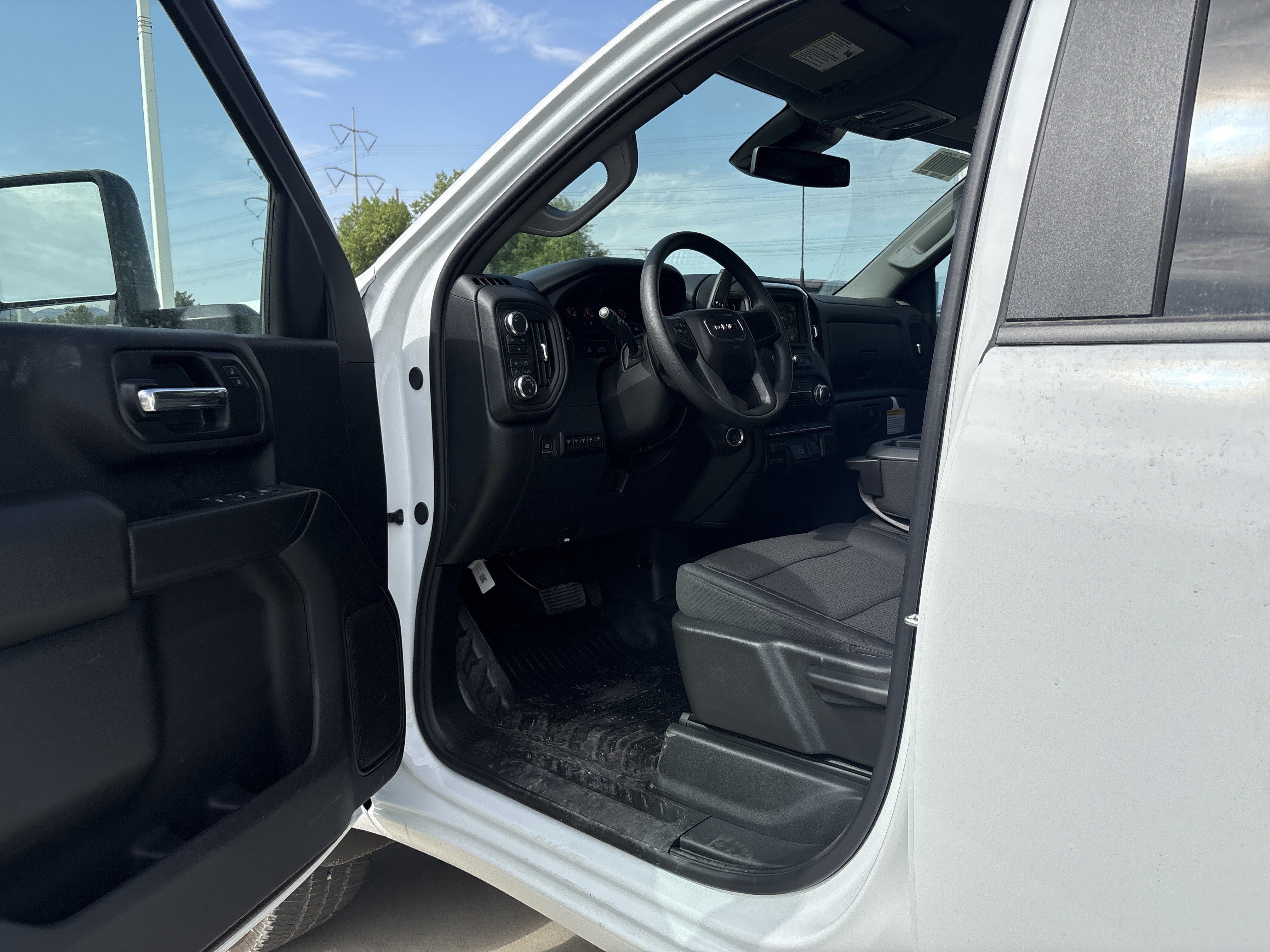 New 2026 Summit White GMC Pro image 15