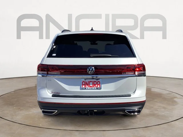 New 2026 Opal White Pearl Volkswagen 2.0T SE W/TECHNOLOGY image 7