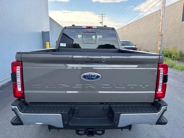 New 2026 Marsh Gray Ford F-250® Lariat® image 9