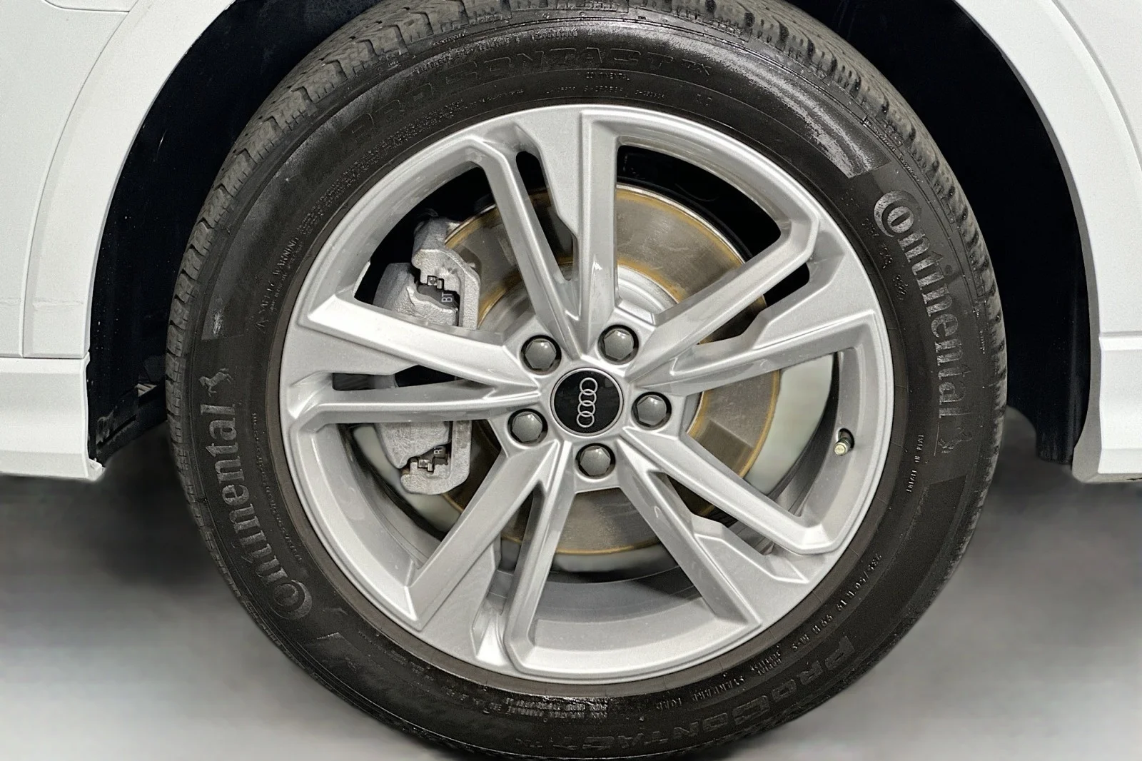 Used 2023 Glacier White Metallic Audi S line Premium image 11