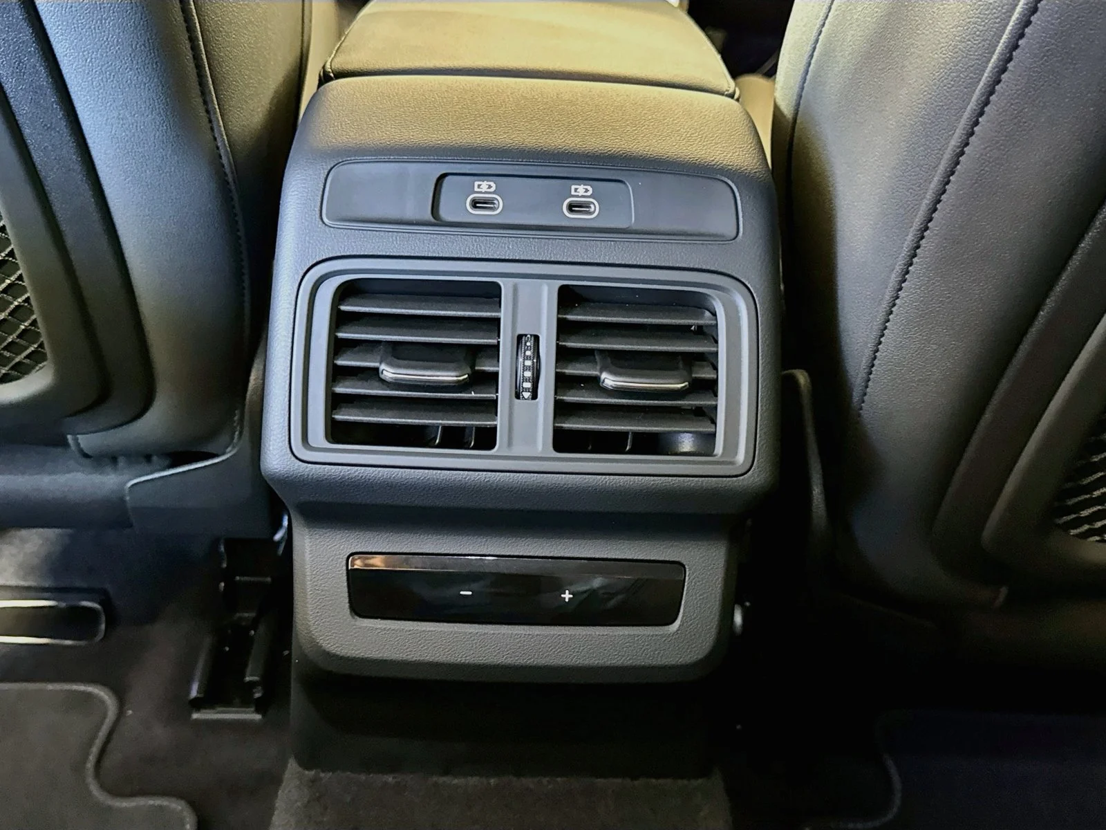 Used 2025 Tambora Gray Audi Premium image 22