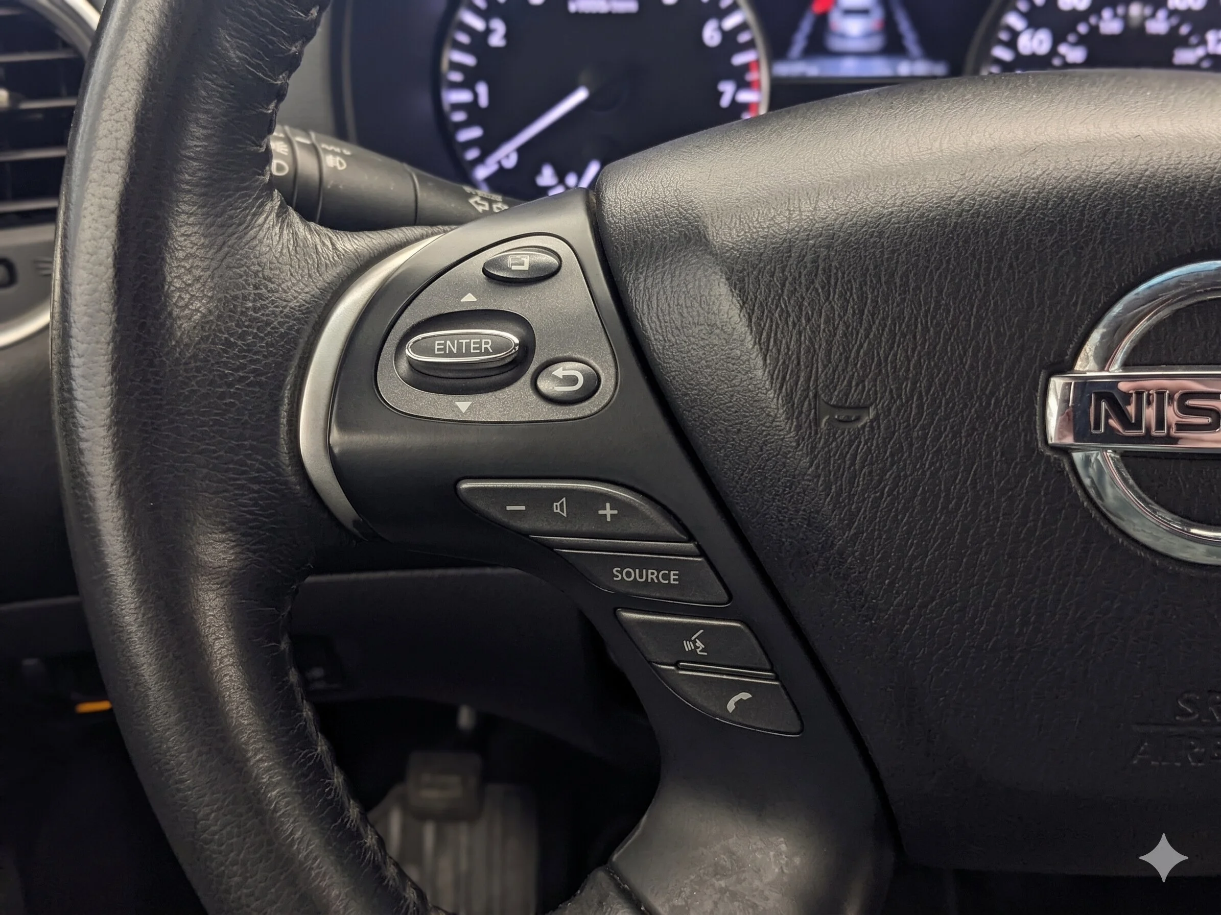 Used 2019 Black Nissan SL Premium - Leather - Sunroof - 360 Camera - 2 Sets Wheels & Tires & Much More image 16
