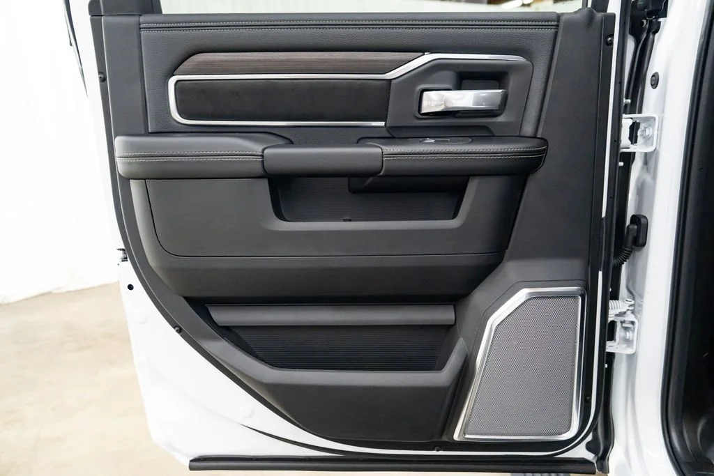 New 2026 Bright White Clear-Coat Exterior Paint RAM Laramie image 28