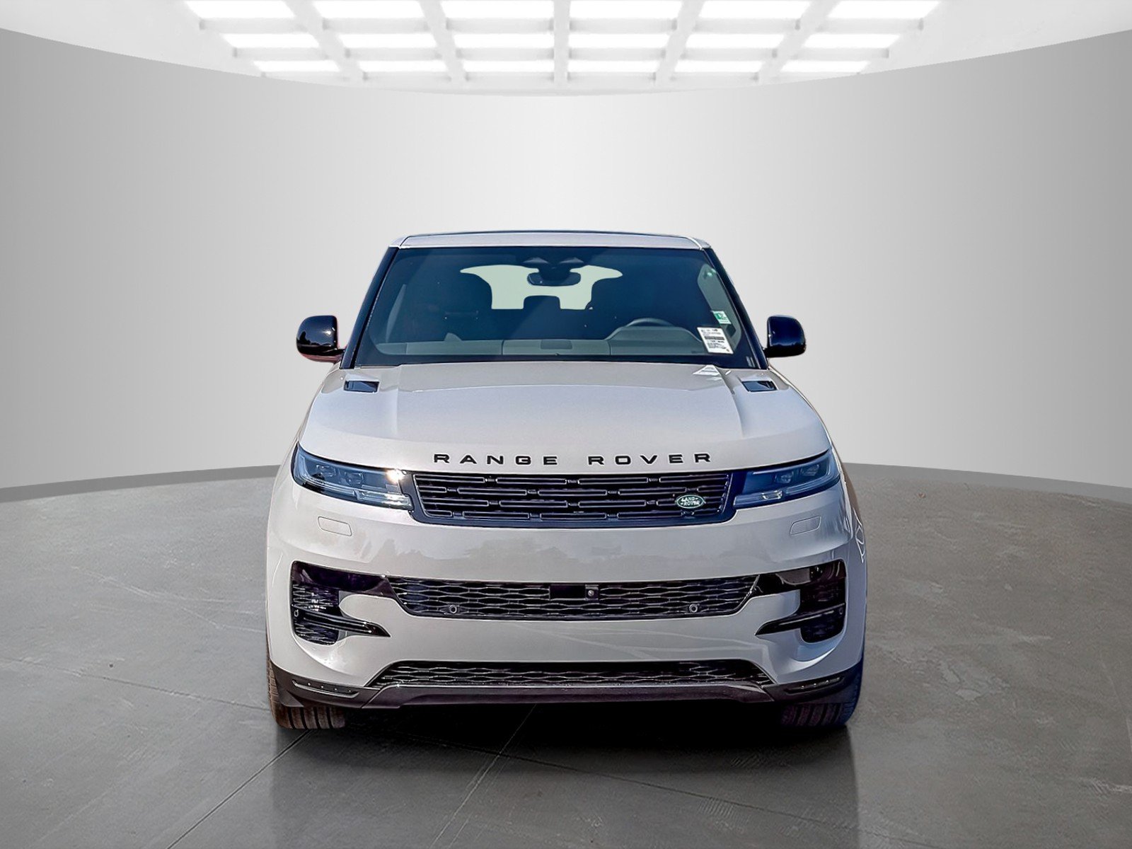 New 2026 Borasco Grey Land Rover SE image 8