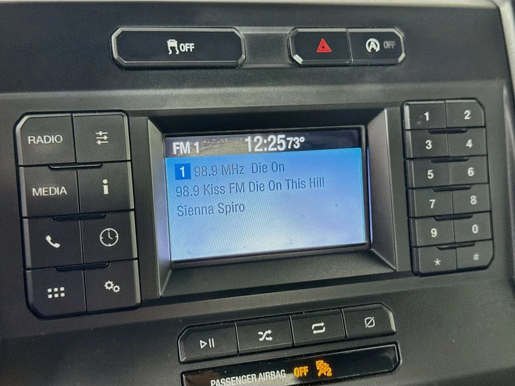 Used 2018 Oxford White Ford XL image 5