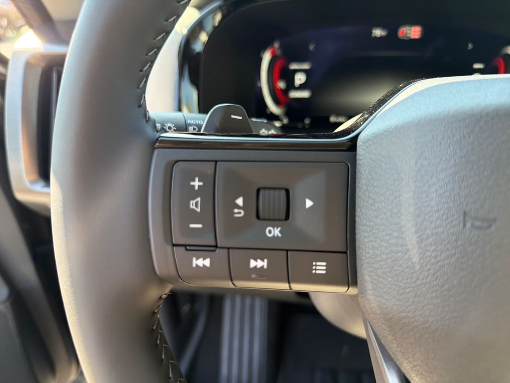 New 2026 Nissan Pathfinder SL 4D Sport Utility