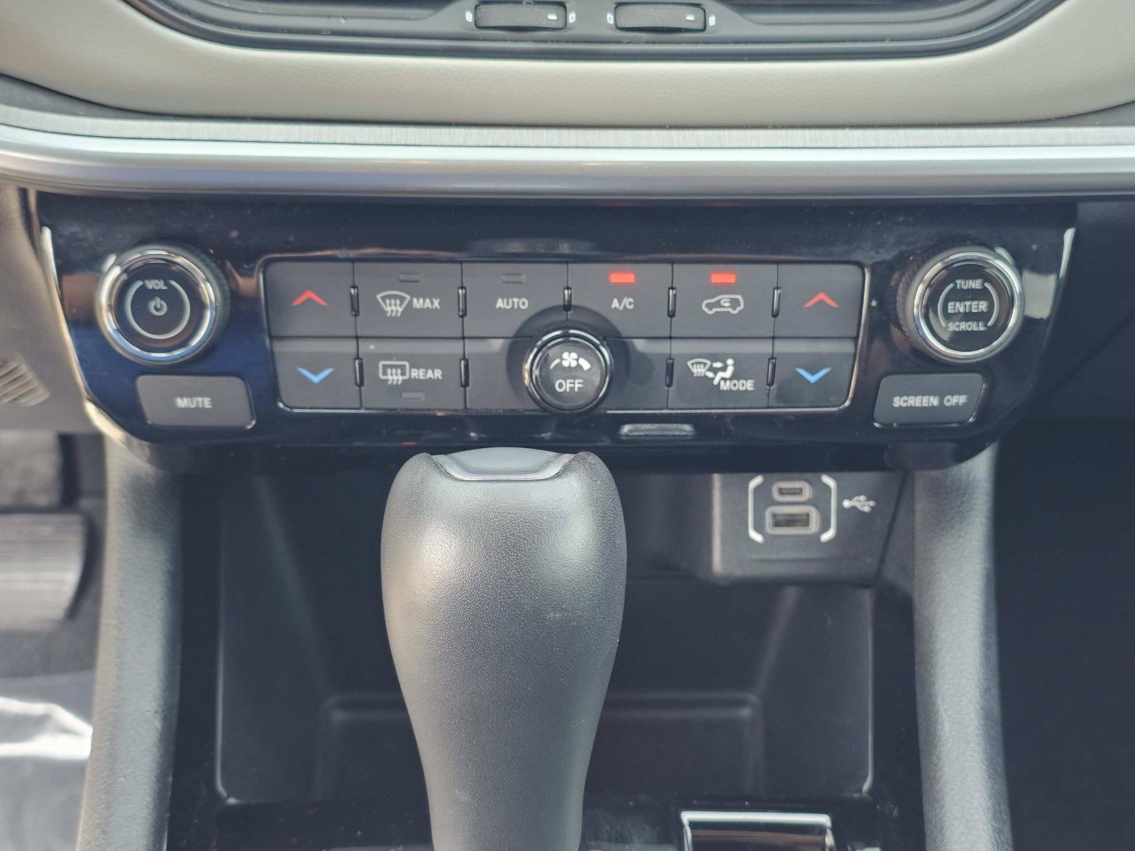 2025 Jeep Compass Limited - Photo 27