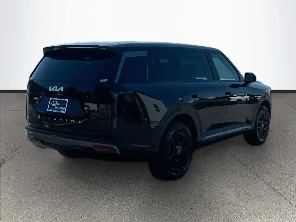 New 2027 Ebony Black Kia LX image 7