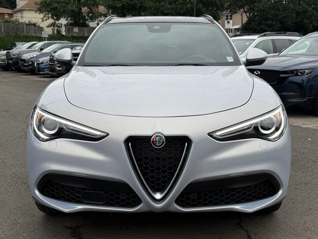 Used 2023 Moonlight Gray Metallic Alfa Romeo Ti image 3