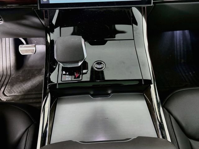 New 2024 Gray Land Rover Dynamic SE image 18