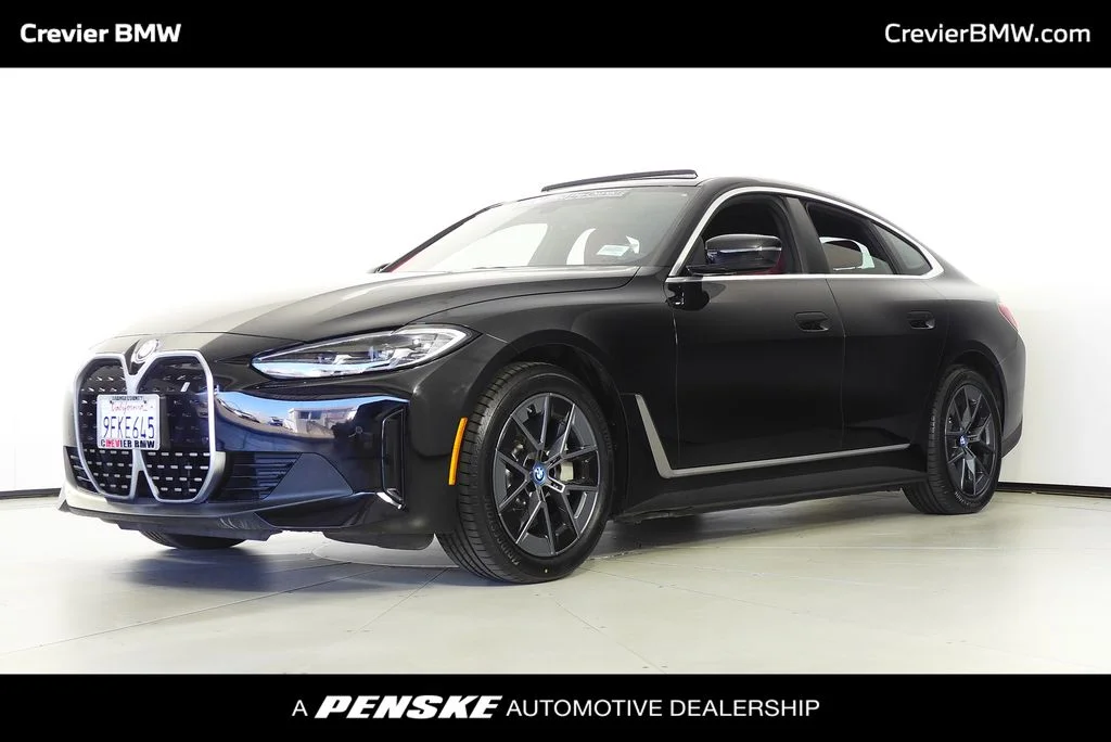 2023 BMW i4 eDrive35's photo