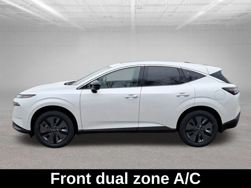 New 2026 White Nissan SL image 4