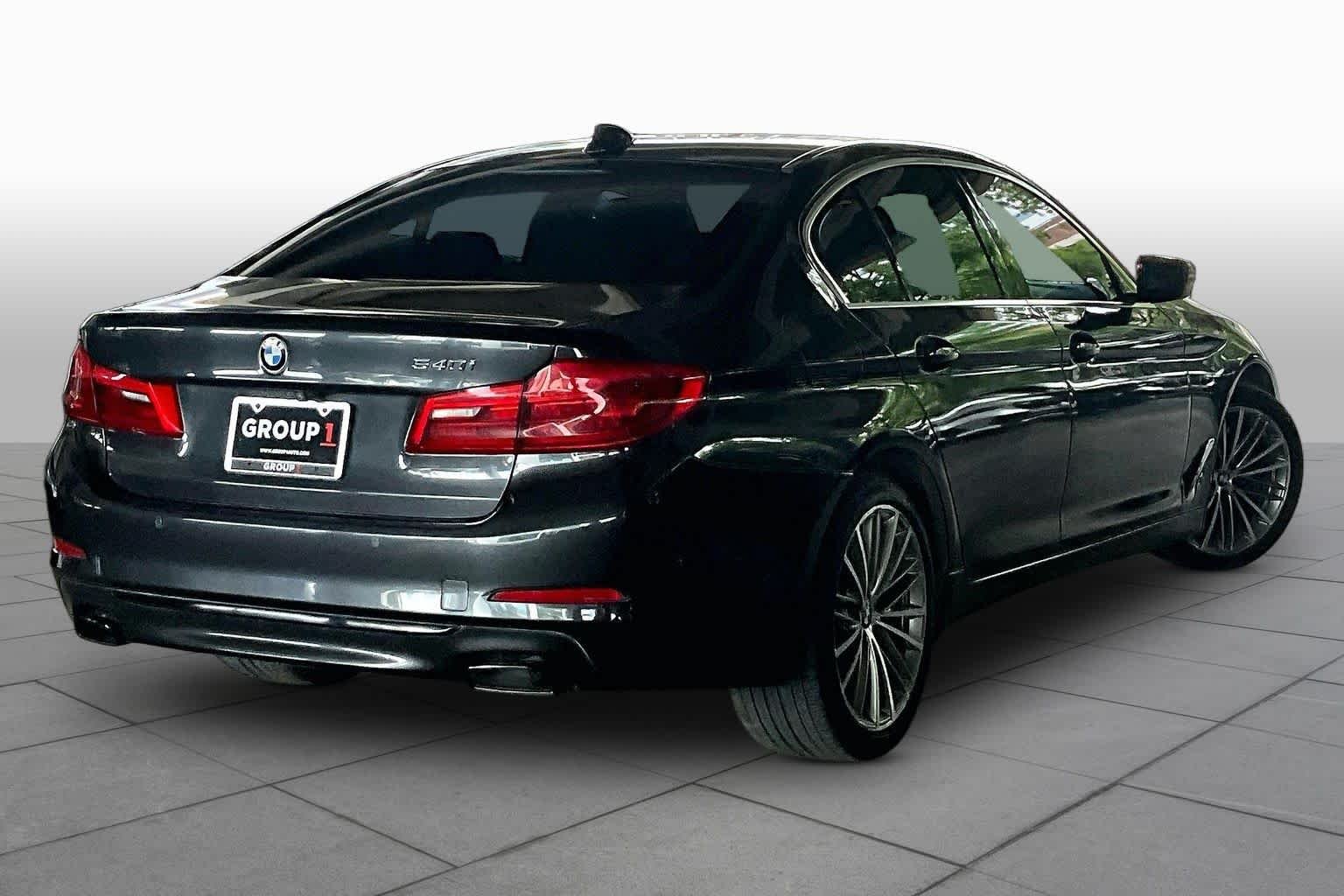 Used 2020 Dark Graphite Metallic BMW 540i image 12