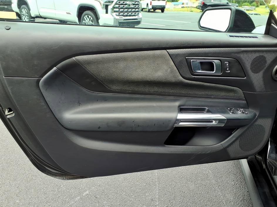 Used 2025 Shadow Black Ford EcoBoost image 15