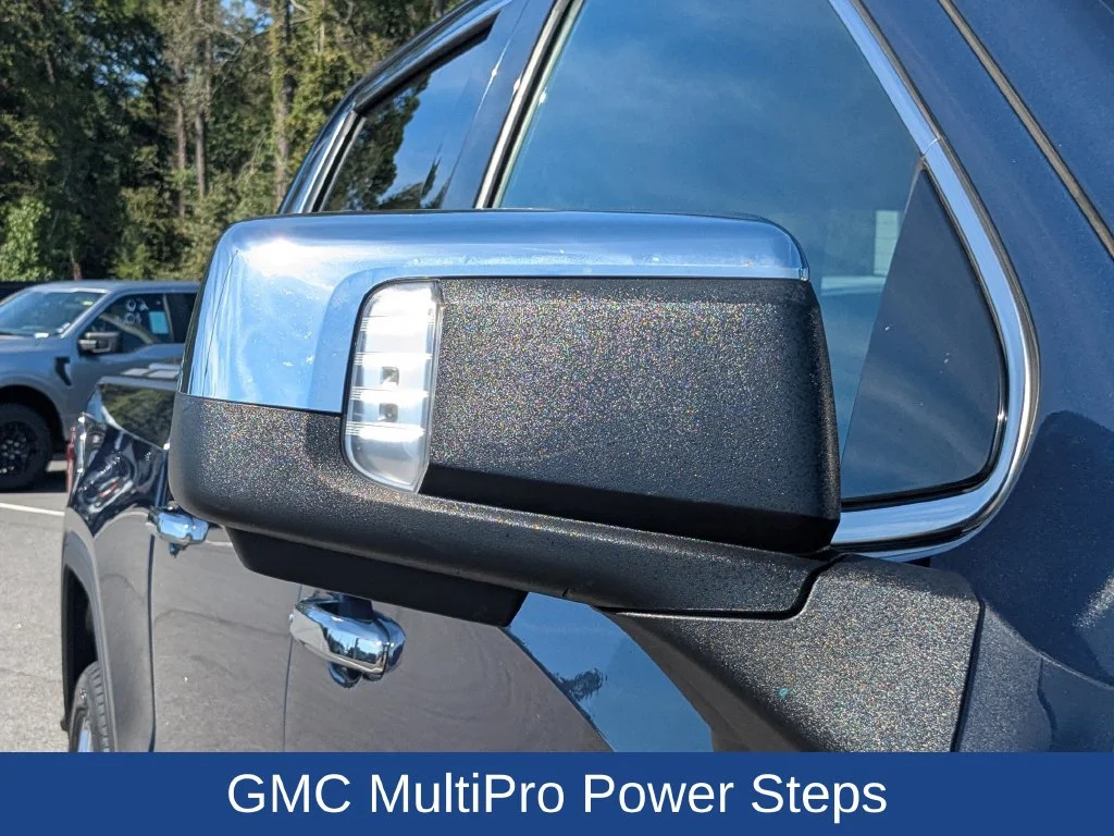 Used 2023 Blue GMC Denali image 11