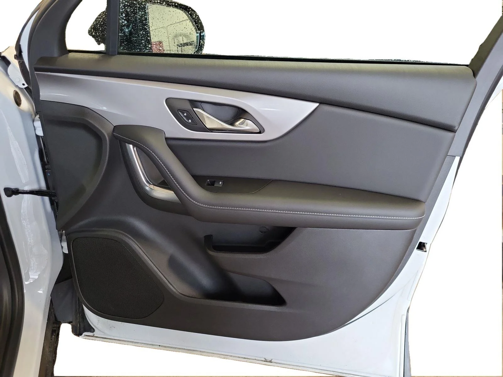 Used 2024 Summit White Chevrolet LT image 21