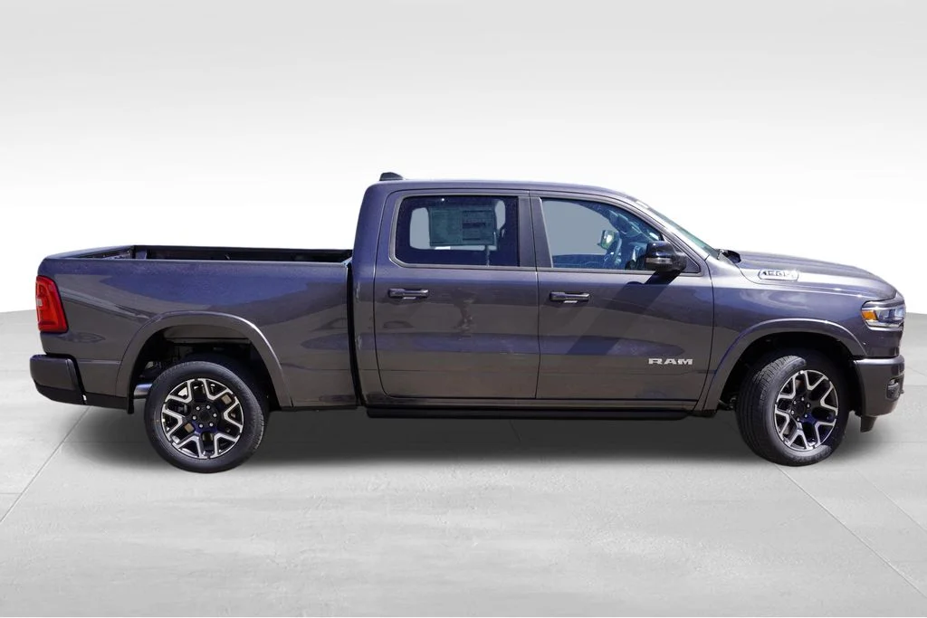 New 2026 Granite Crystal Metallic Clear-Coat Exterior Paint RAM Laramie image 2