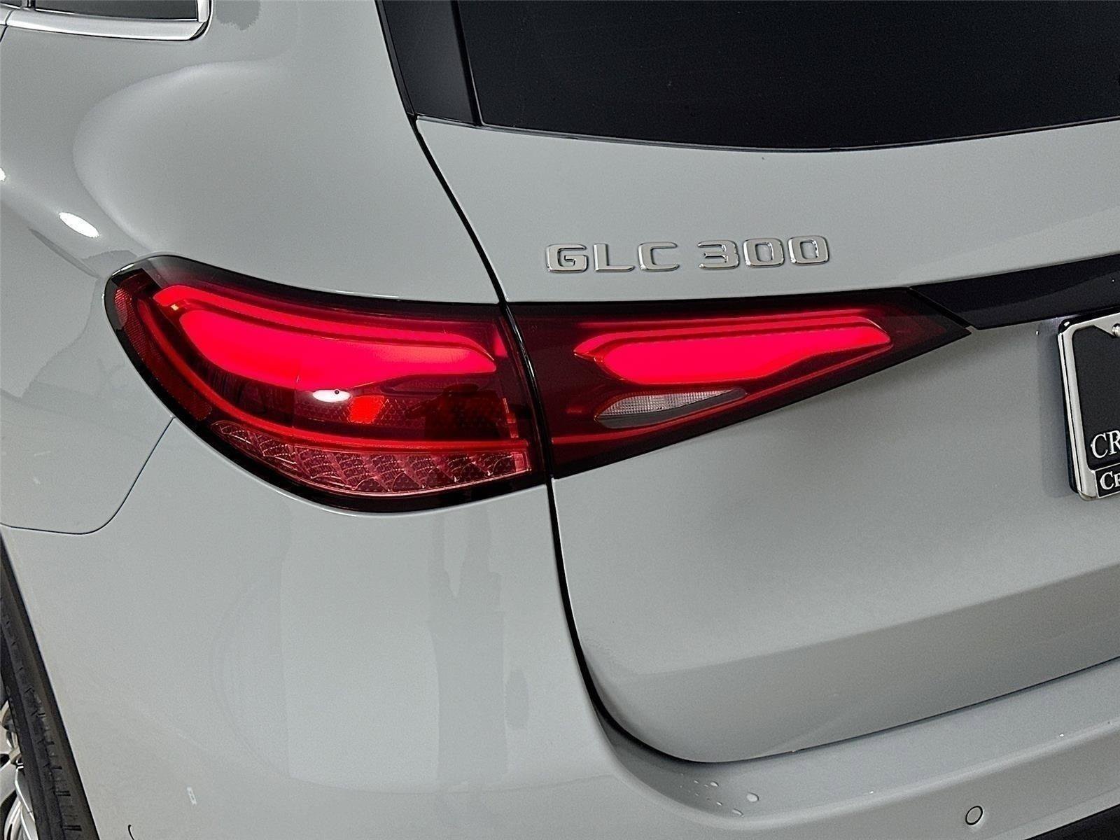 Used 2026 MANUFAKTUR Alpine Grey Mercedes-Benz GLC 300 image 45