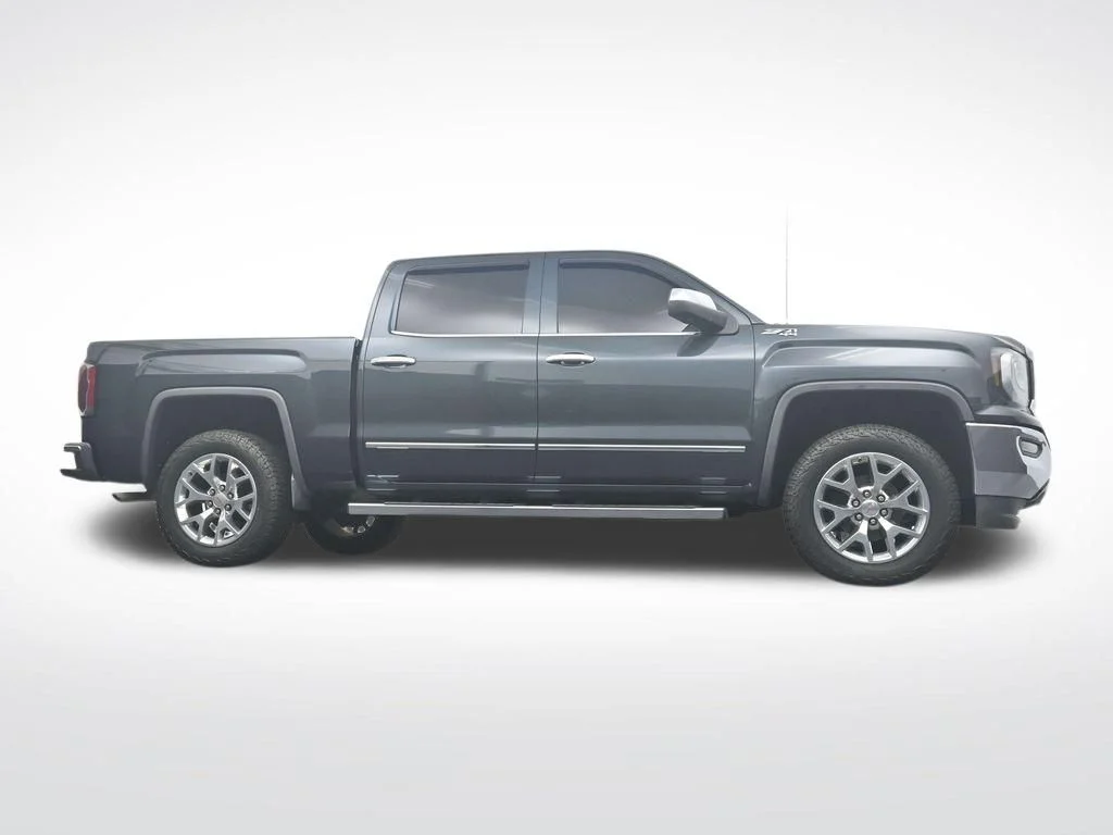 Used 2017 Gray GMC SLT image 32