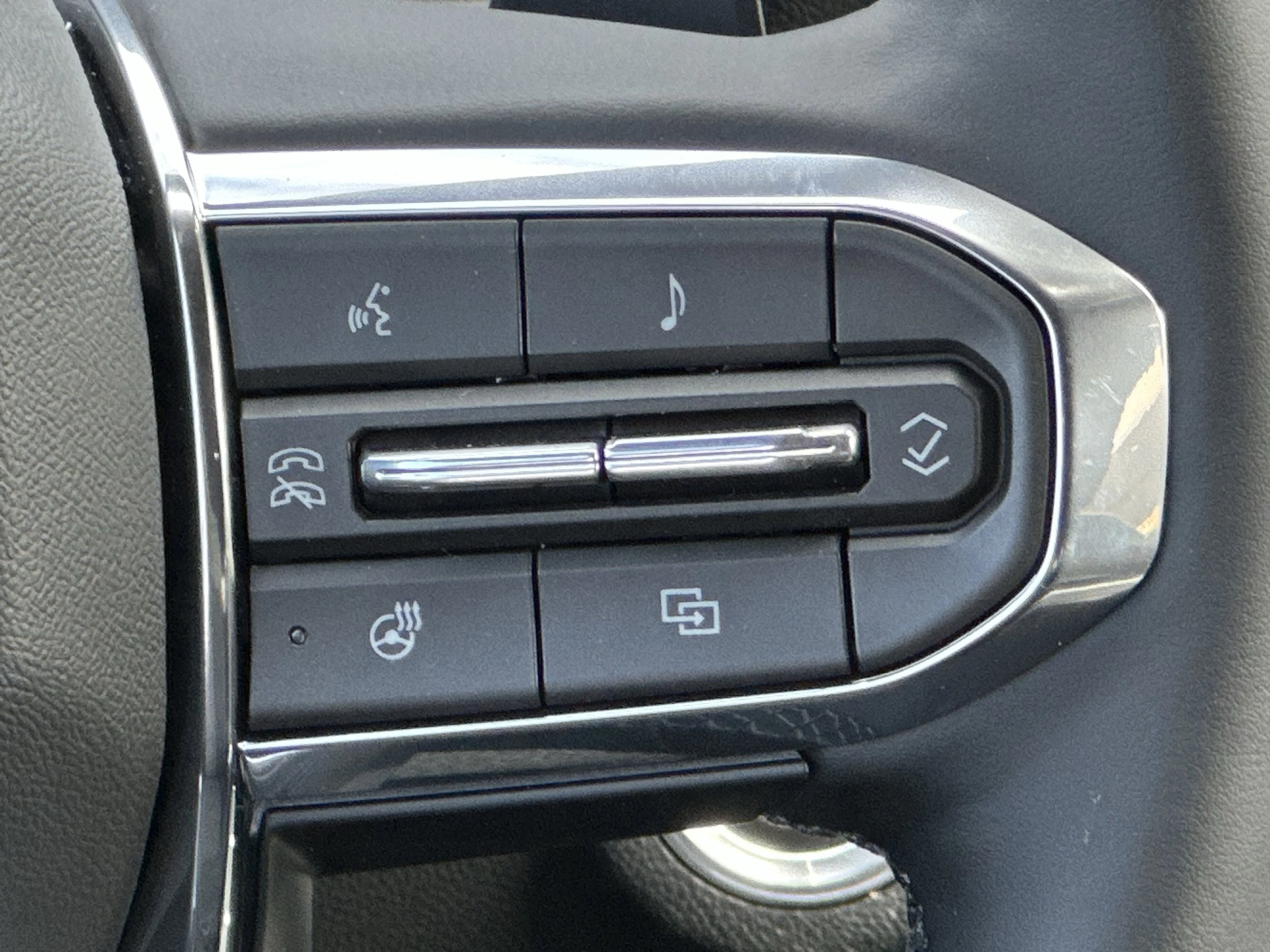 New 2026 Summit White GMC AWD Elevation image 13