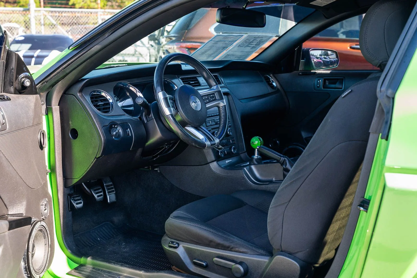 Used 2014 Green Ford GT image 19