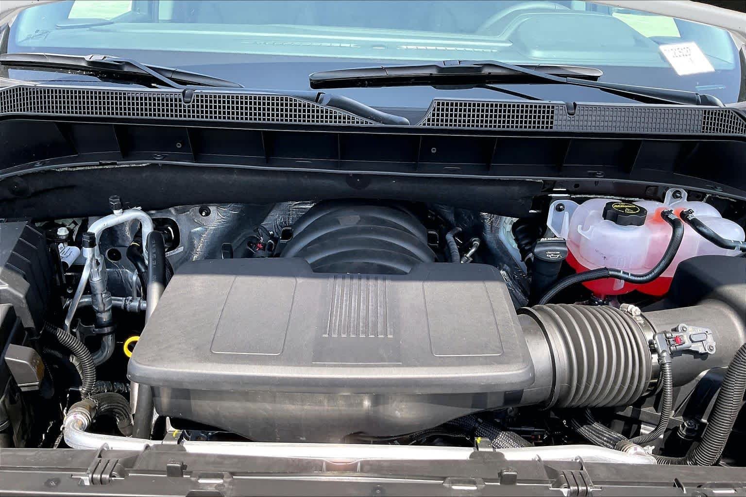 New 2026 Summit White Chevrolet LT image 16