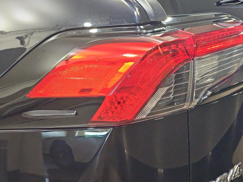 Used 2025 Black Toyota XLE image 36