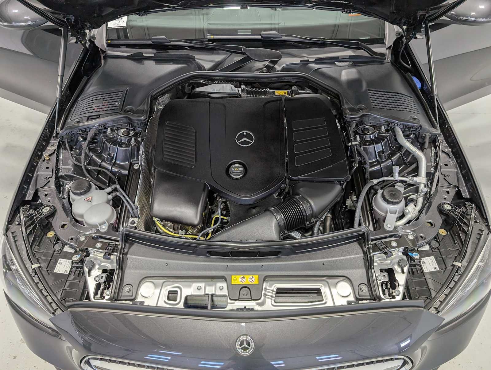 New 2026 Graphite Grey Metallic Mercedes-Benz C 300 image 11
