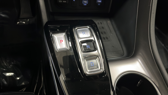 Used 2023 Ultimate Red Hyundai Limited image 19