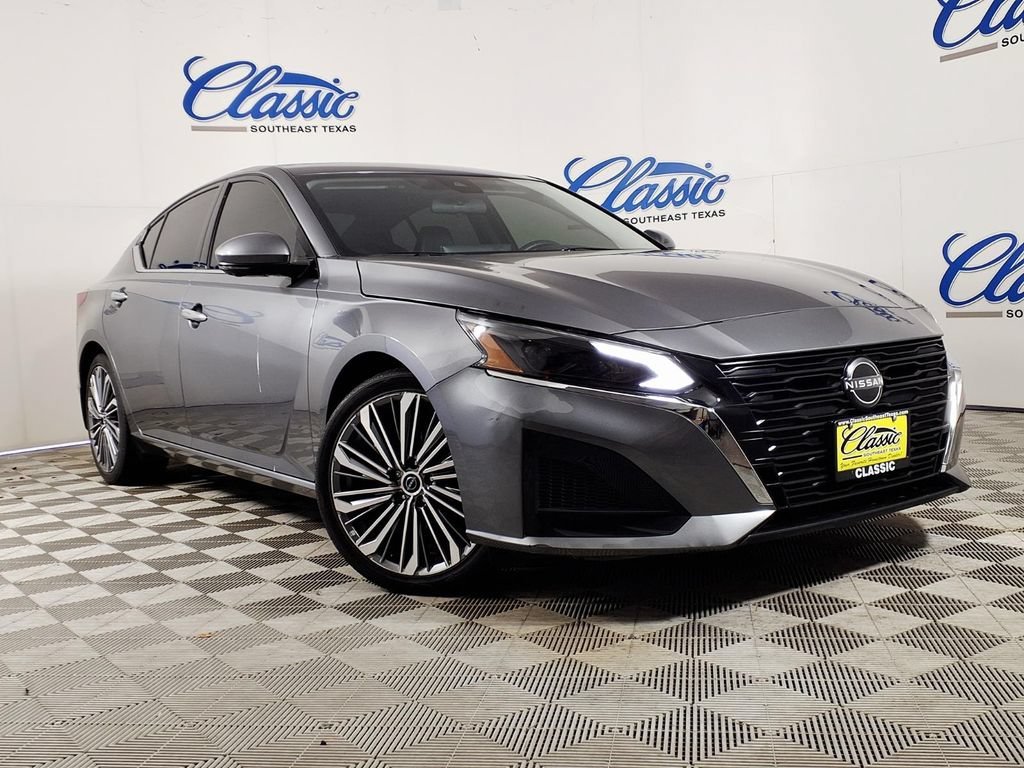 2024 Nissan Altima