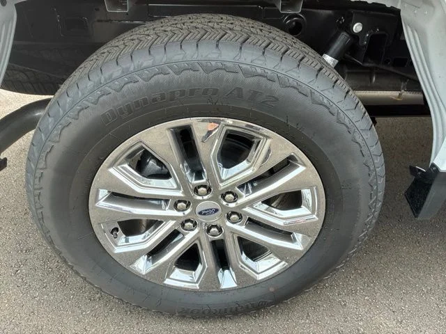 New 2026 Avalanche Ford Lariat® image 16