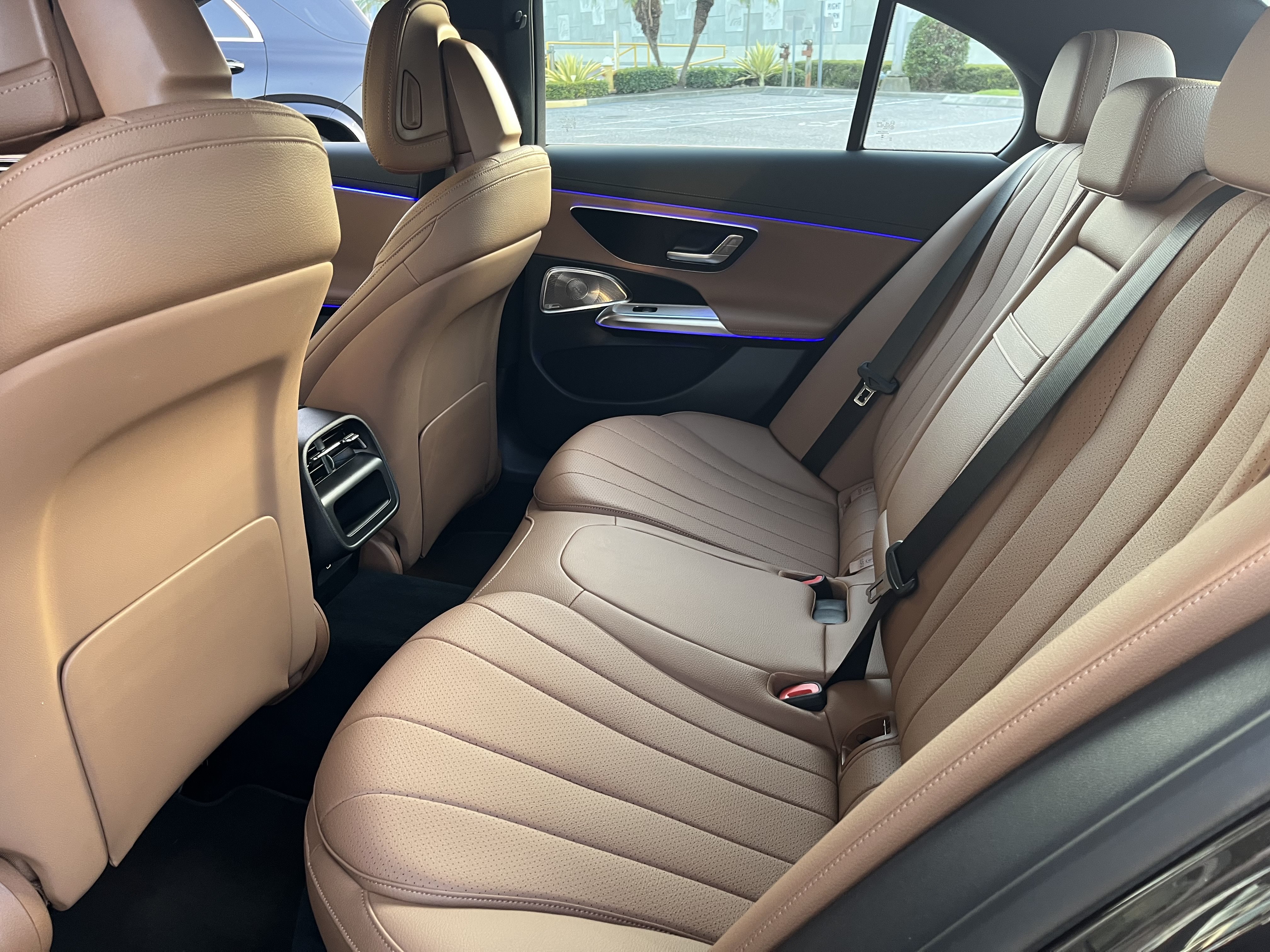 New 2026 Graphite Grey Metallic Mercedes-Benz E 350 image 17
