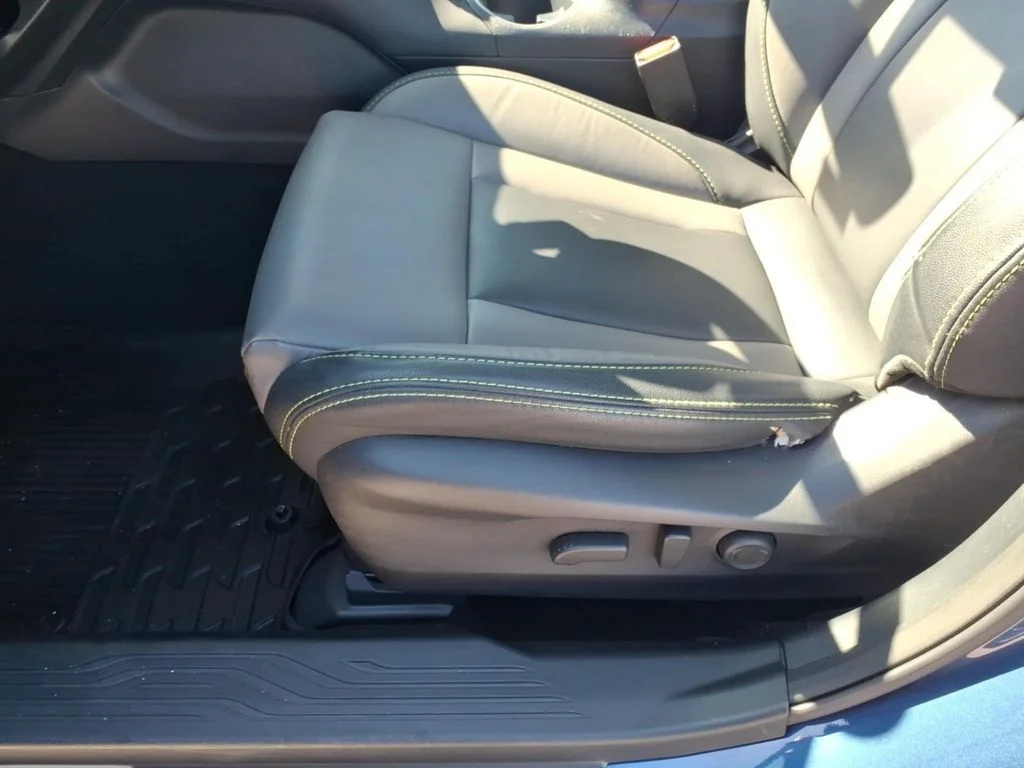 Used 2022 Blue Subaru Onyx Edition XT image 16