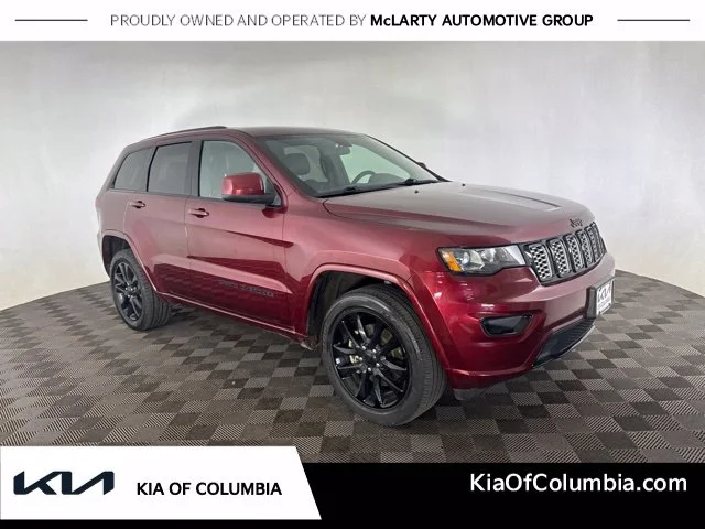 Used 2021 Red Jeep Laredo X image 1