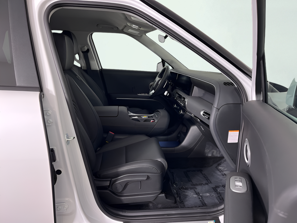 New 2026 White Hyundai SEL image 12