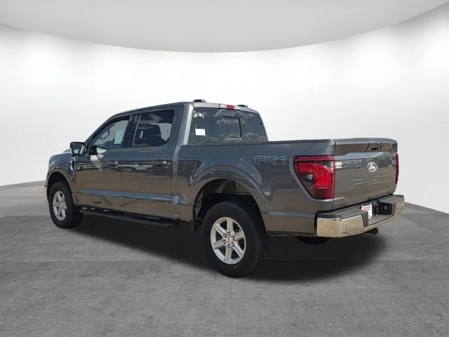 New 2026 Carbonized Gray Metallic Ford XLT image 3