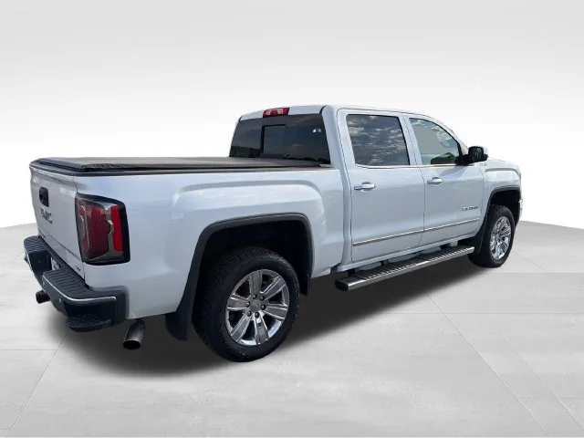Used 2018 WHITE FROST TRICOAT GMC SLT image 6